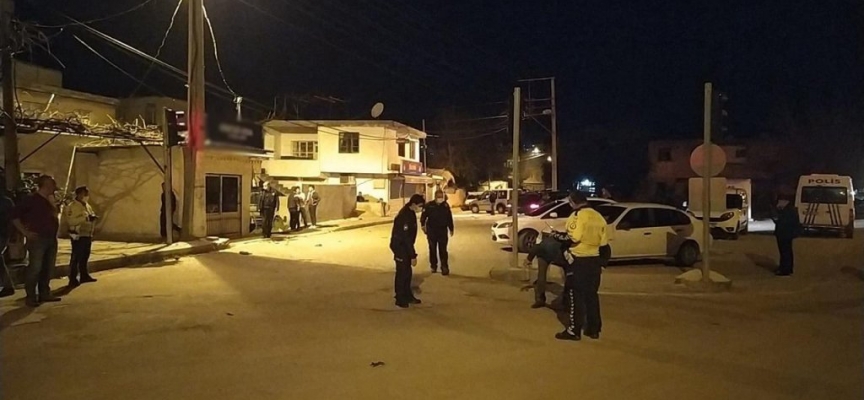 Adana’da maskeli kişiler pompalı tüfekle ateş açtı: 1 polis yaralandı
