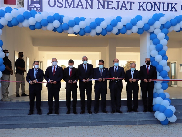 Girne’de Osman Nejat Konuk Ortaokulu açıldı