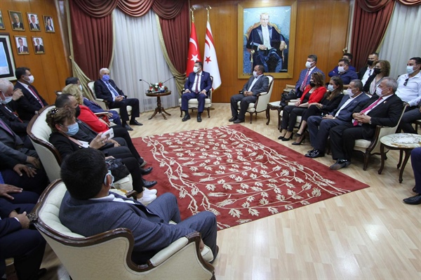 Başbakan Saner: “Muhtarlar, bölgenin nabzını elinde tutan kişilerdir”