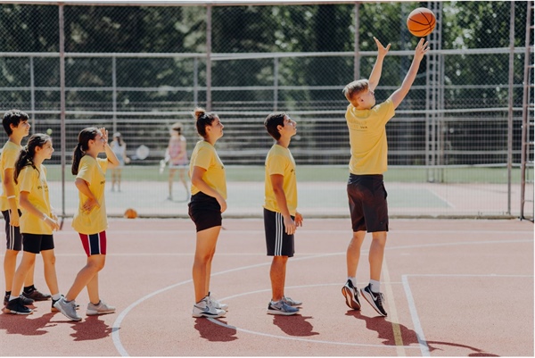 “Peaceplayers-Cyprus” yeni dönemde basketbol antrenmanlarına başladı