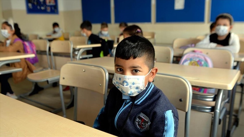 Türkiye’de maske zorunluluğu kalktı